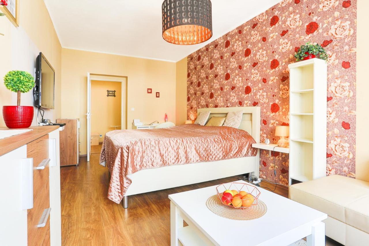 Apartment Carla Karlowe Wary Zewnętrze zdjęcie